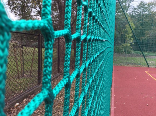 protection net green